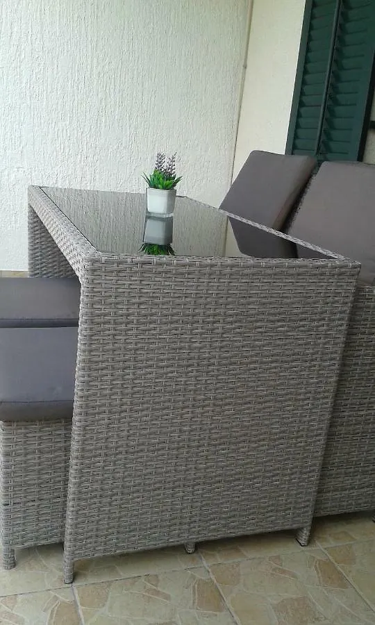 Apartmani Diana Biograd Na Moru